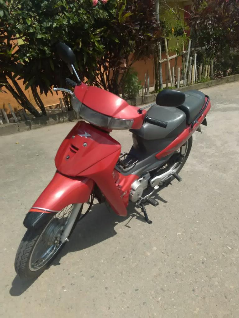 Gangaso Moto Vivax en Quimbaya