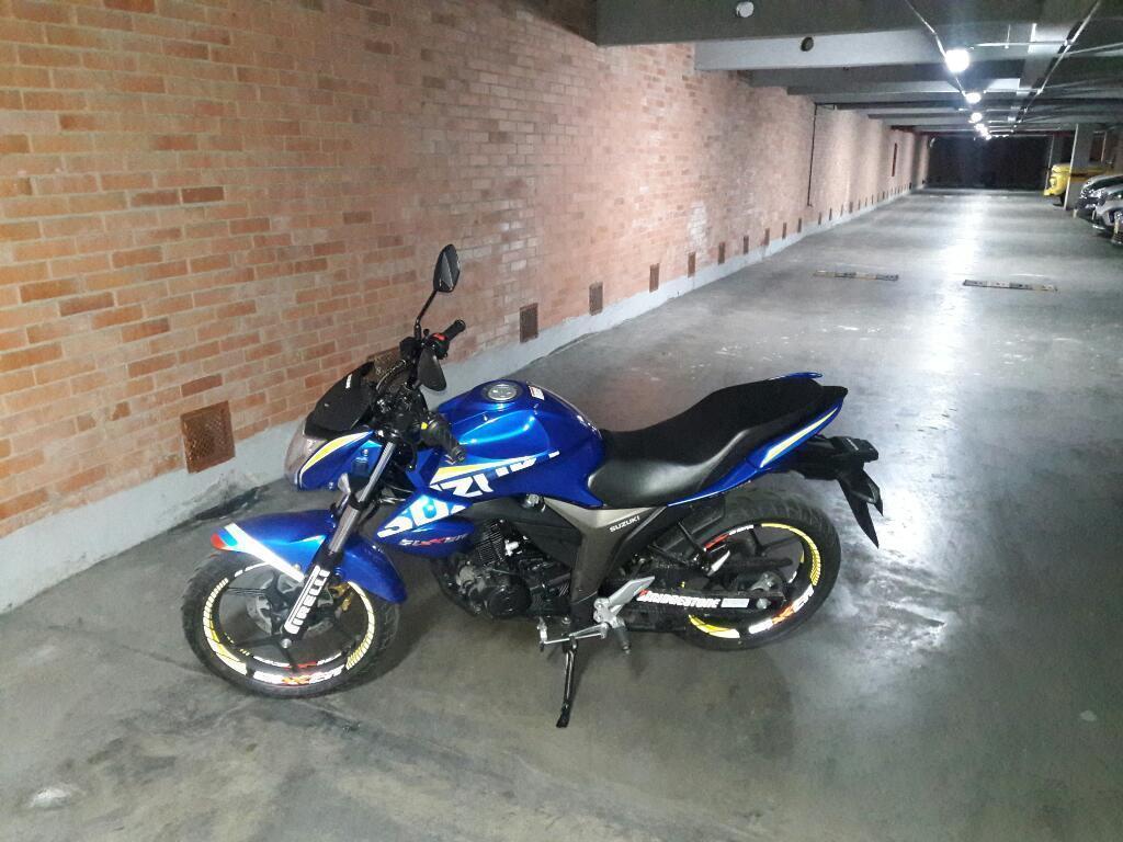 Moto Suzuki Gixxer