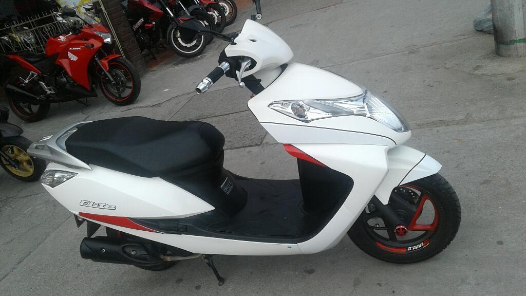 Se Vende Hermosa Honda Élite Mod 2015