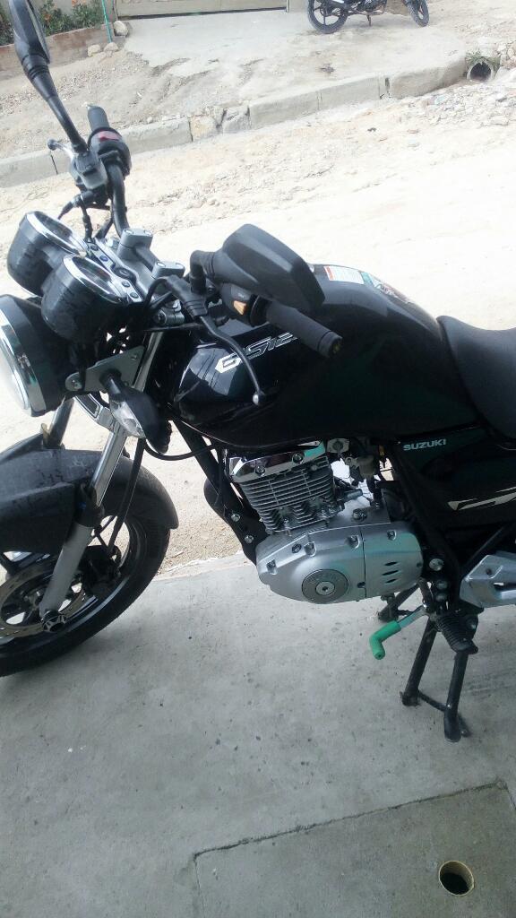 Vendo Zusuki Gs 125 Modelo 2015