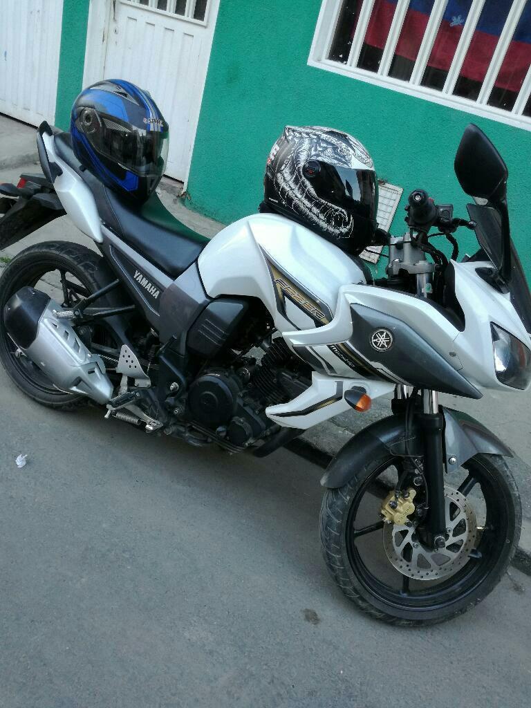 Yamaha Fazer 2016