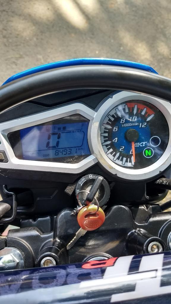 Vendo Moto Akt Tt 180r Modelo 2016