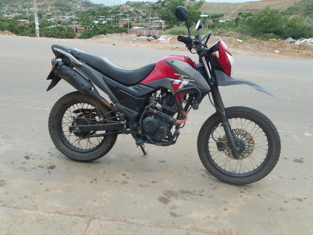 Vendo Tt 125 Akt 2015