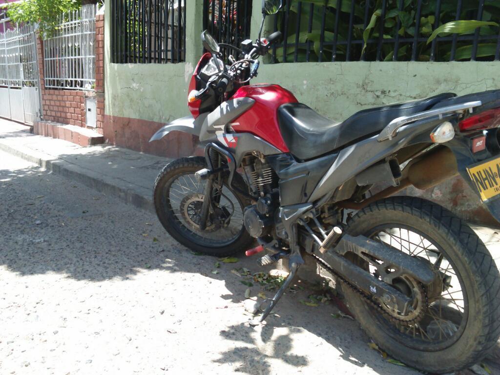 Vendo Tt 125 Akt 2015