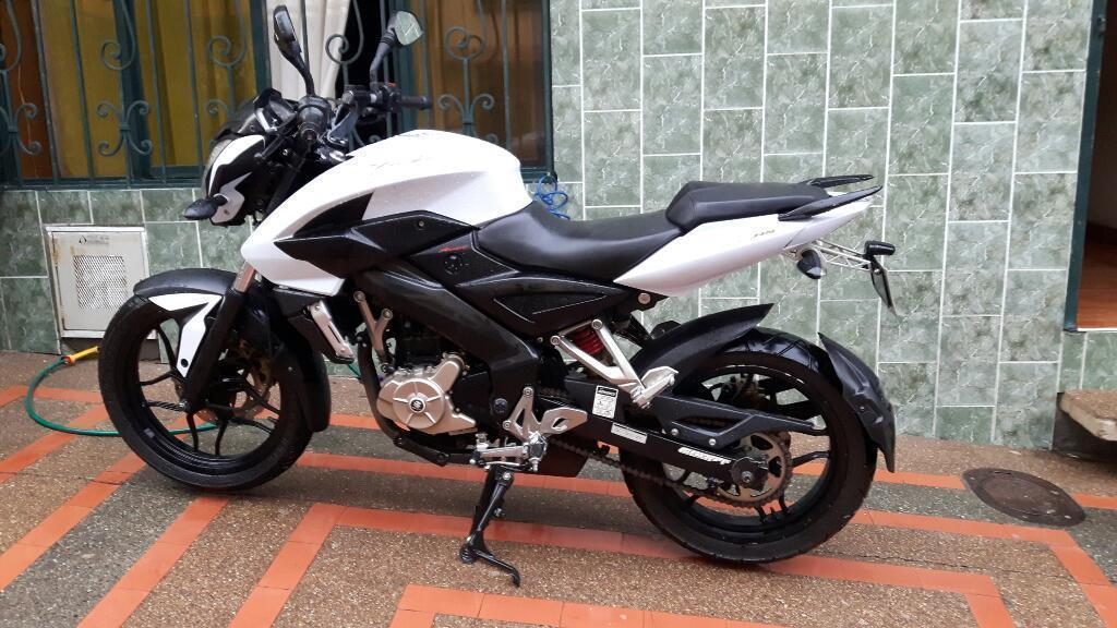 Pulsar Ns200