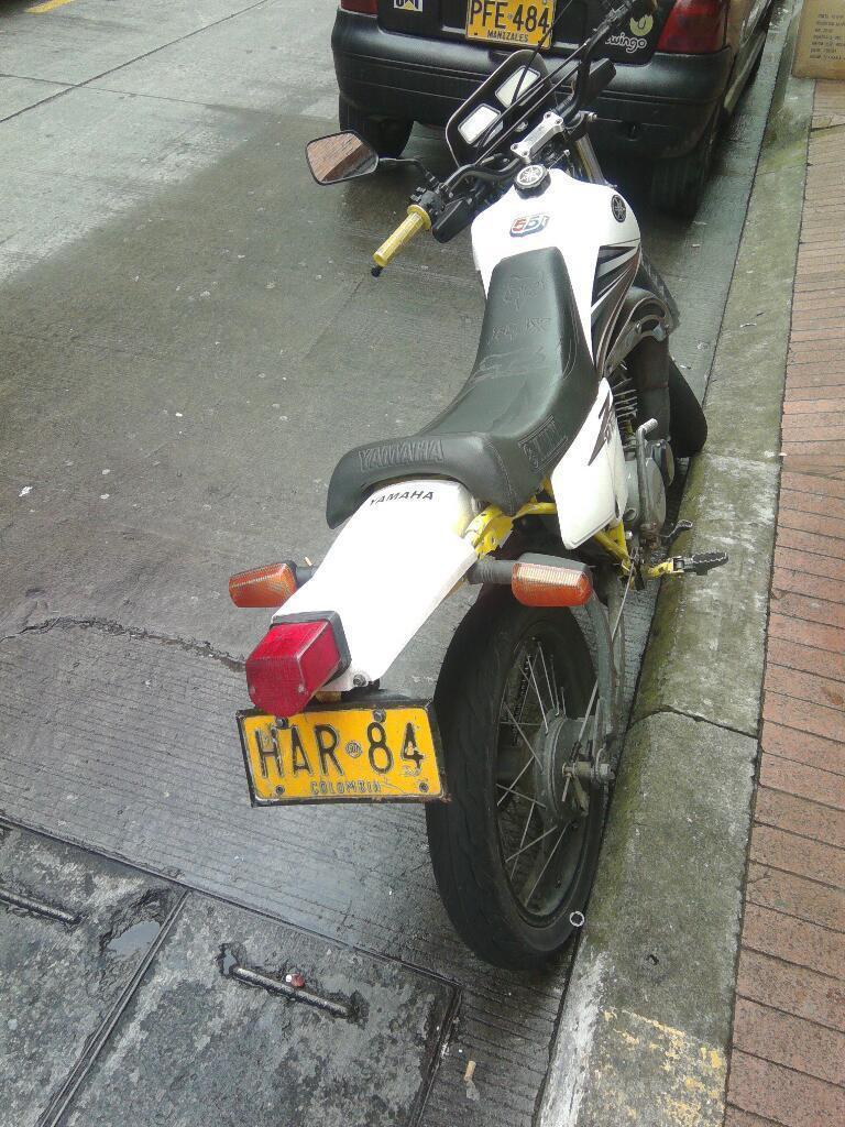 Moto Dt 125