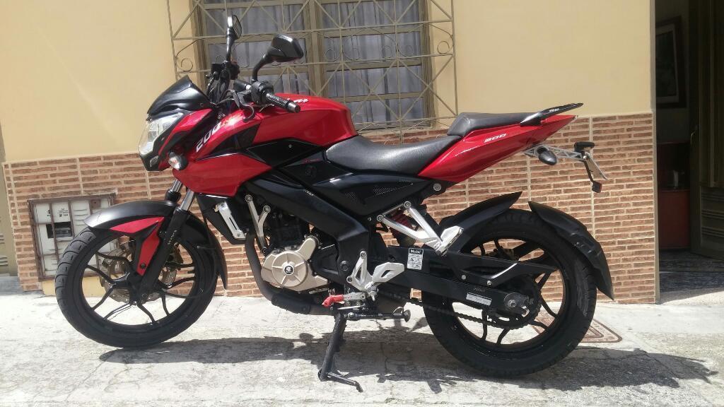 Pulsar Ns 200 2015