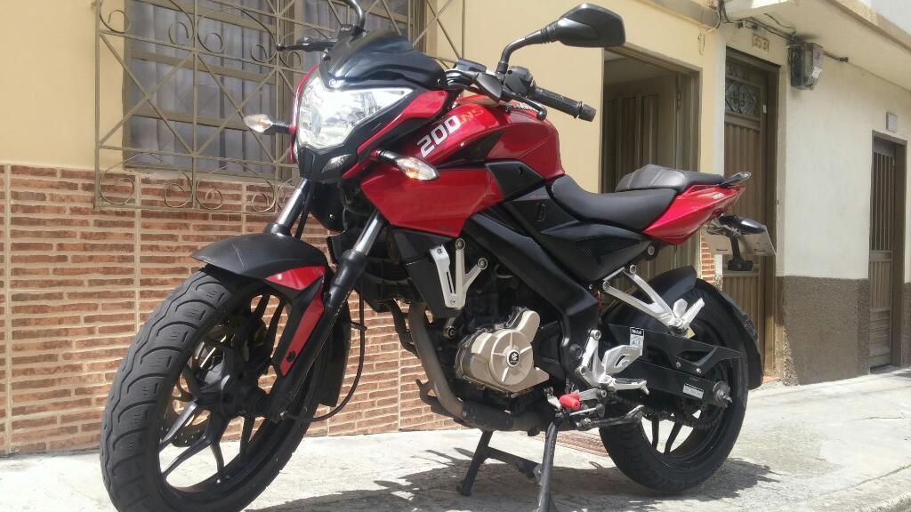 Pulsar Ns 200 2015