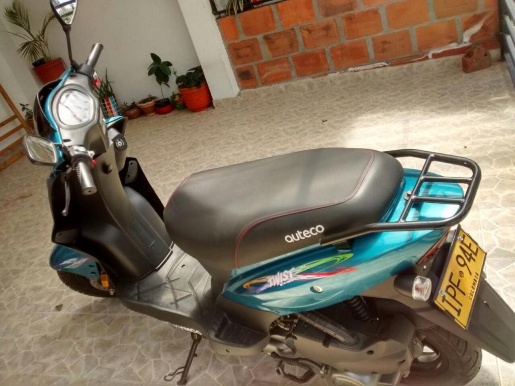 Vendo Motocicleta Kymco Twist