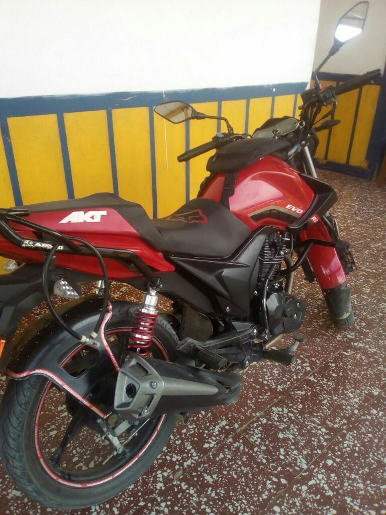 Moto Akt Evo R3 Modelo 2016