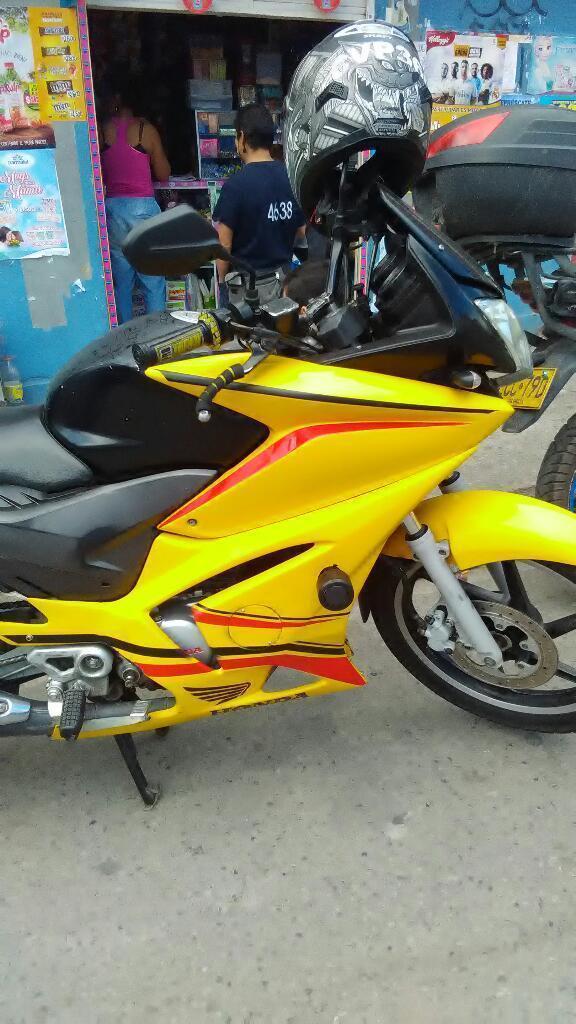 Hermosa Honda Cbr 125