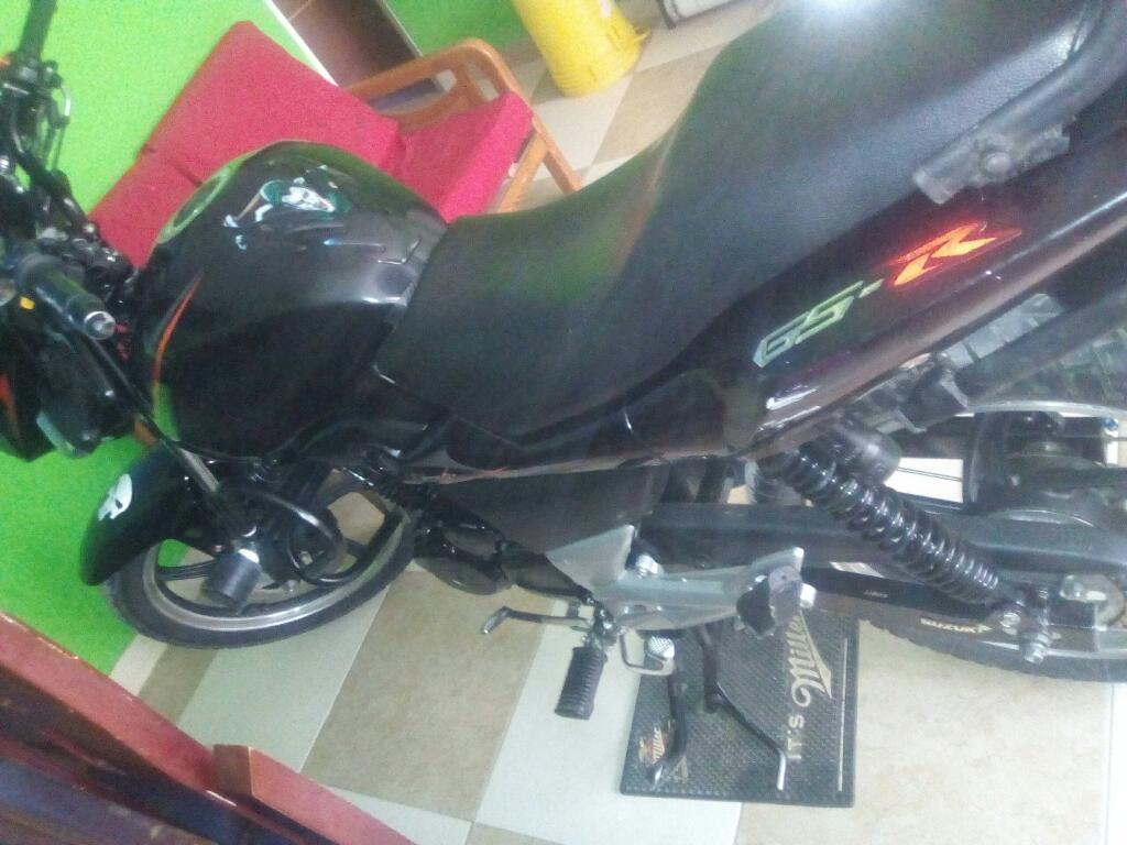 Moto Gsr 150 Exelente Estado