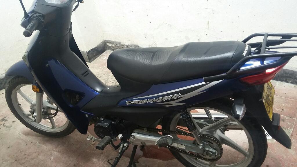 Se Vende Moto C100 Wave Modelo 2013