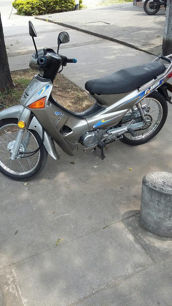 Vendo Honda C100 2008