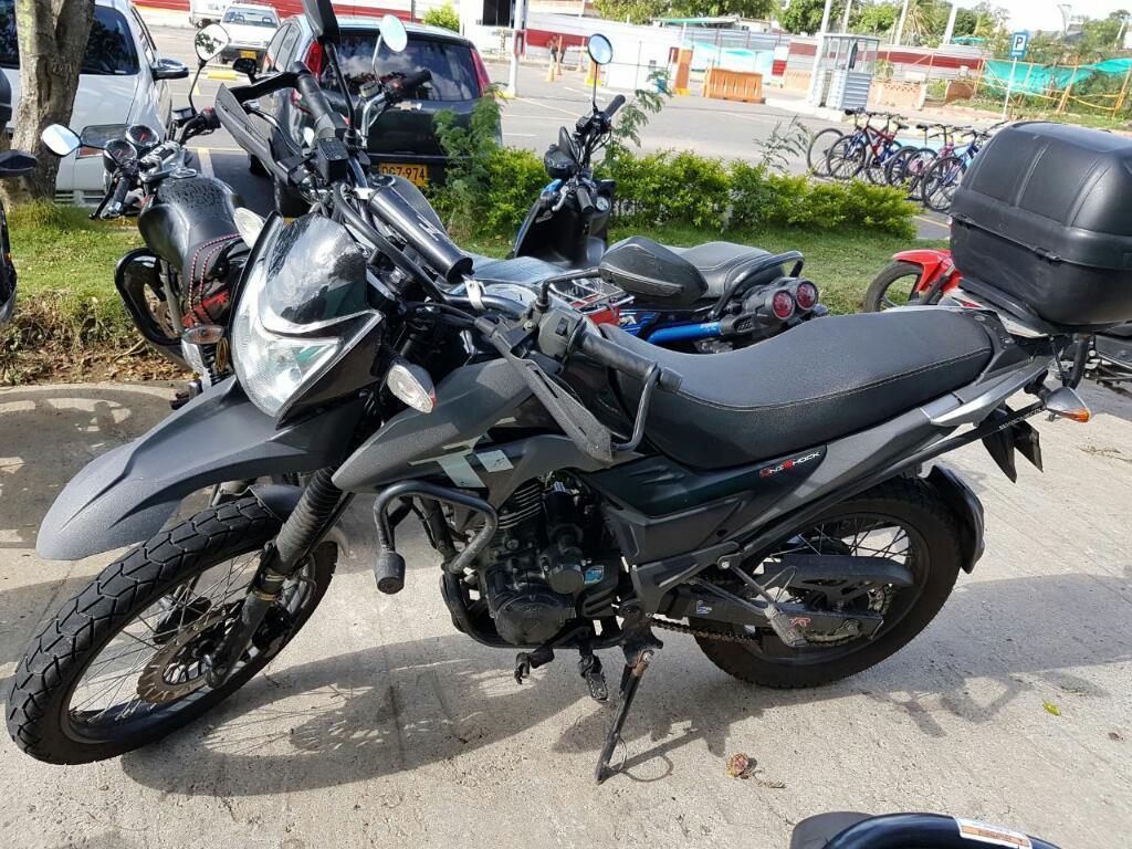 Vendo Akt 2015 Exelente