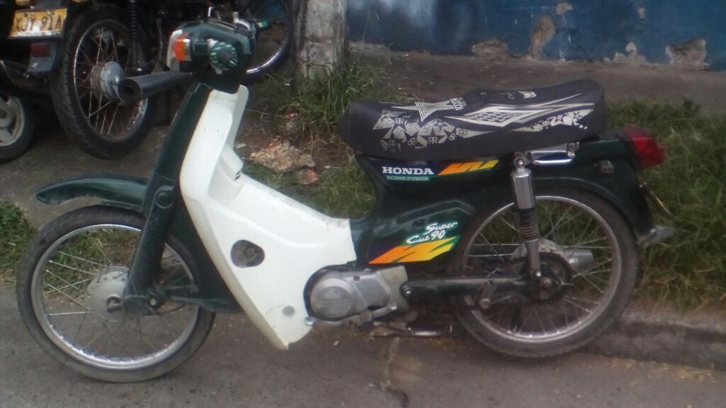 Vendo O Cambio Honda C90 , Modelo 95