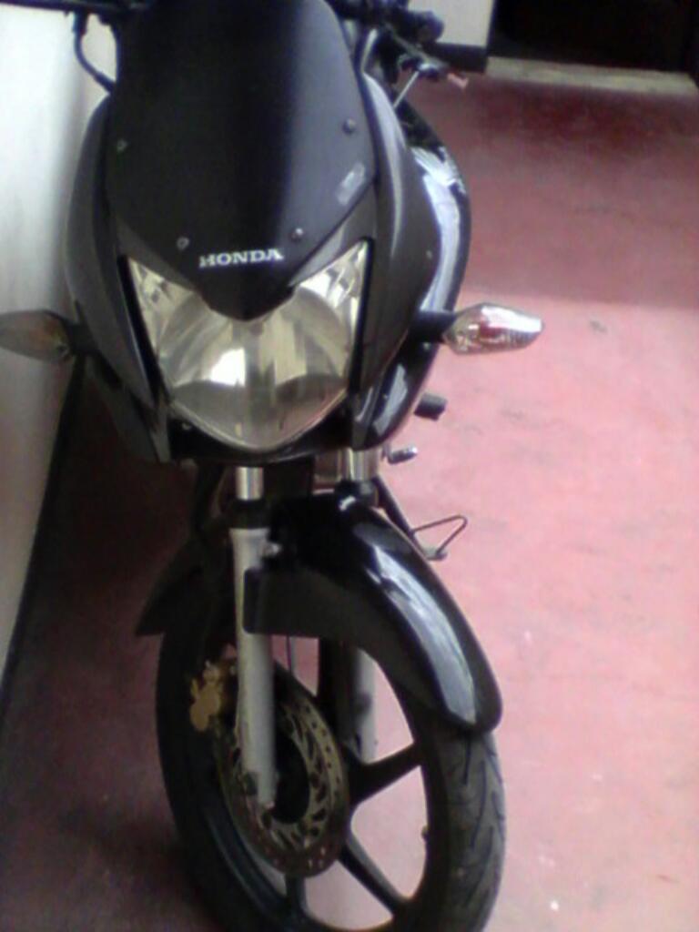 Moto Honda Barata .solo Targeta Lea Bien