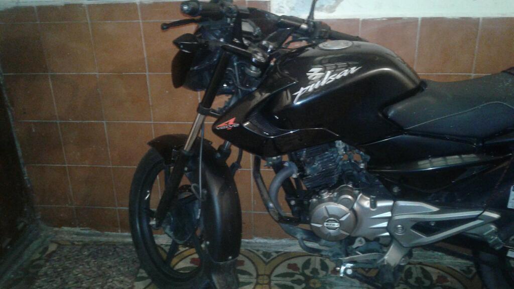 Vendo Moto Pular 135 2015