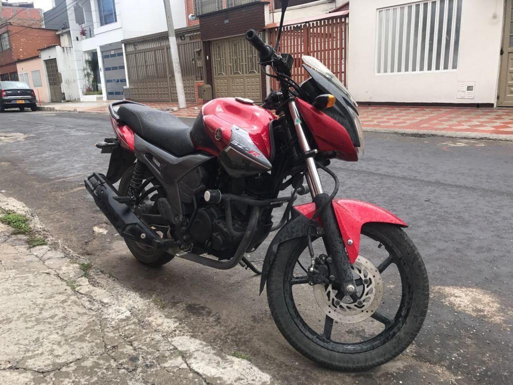 YAMAHA SZ 16R 2014 EXCELENTE ESTADO