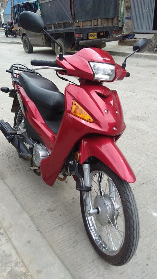 VENDO MOTO HONDA WABE 110 MODELO 2016 EN $ 3.600.000