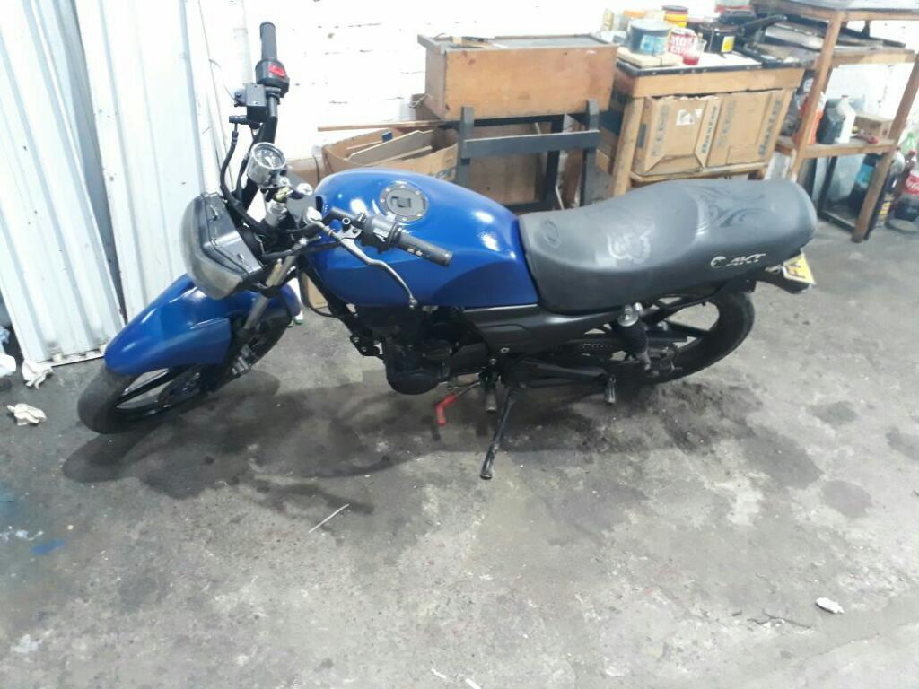 Vendo Moto Akt Evo 2011