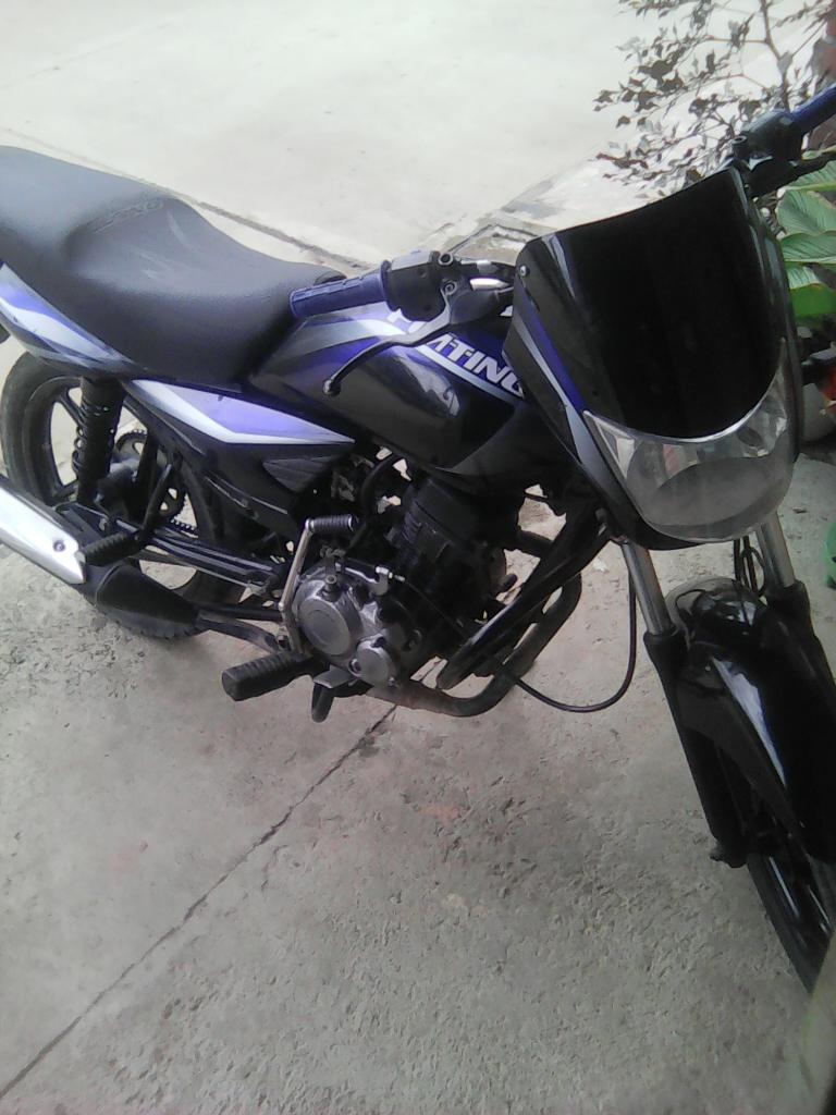 Vendo O Cambio Platino 125 Modelo 2011