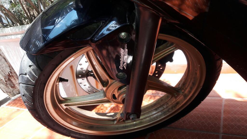 Vendo Moto Excelente