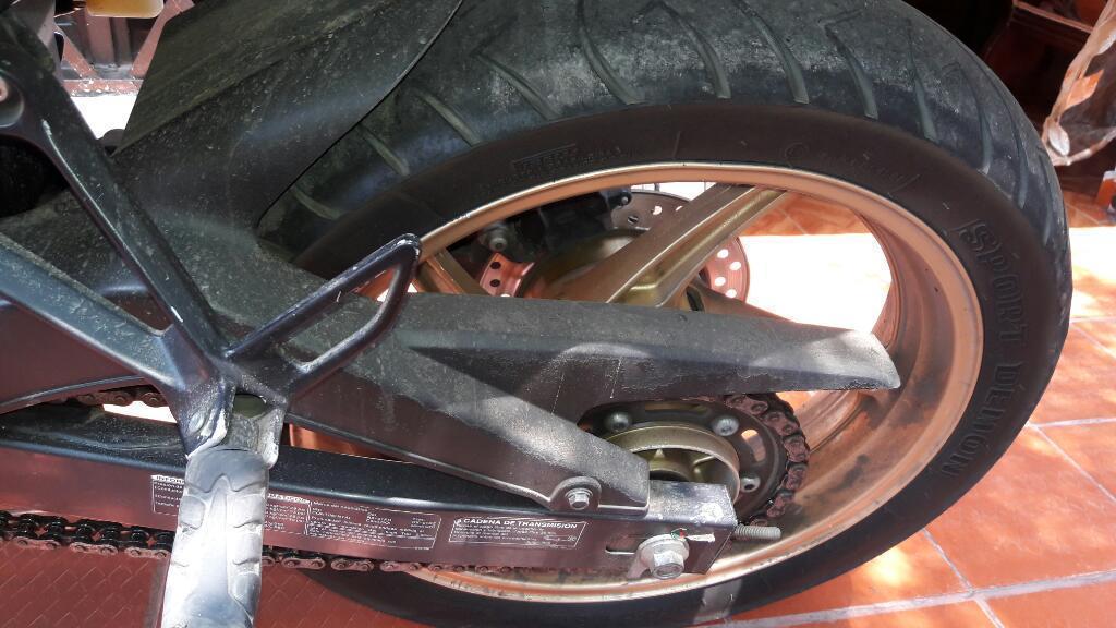 Vendo Moto Excelente