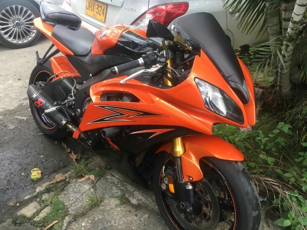 Vendo Moto R 6 R