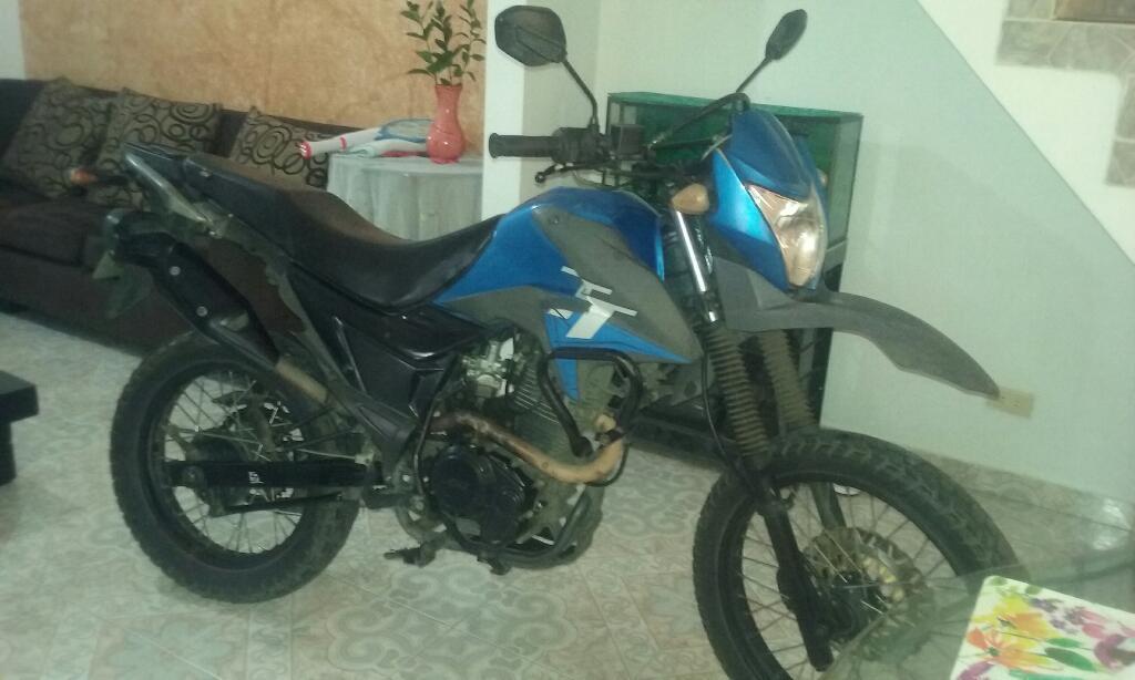 Vendo Moto Akt Tt 150