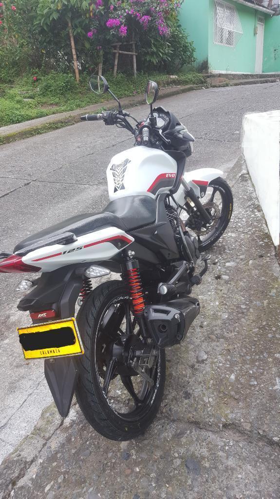 Se Vende Moto Akt Evo 125 R3