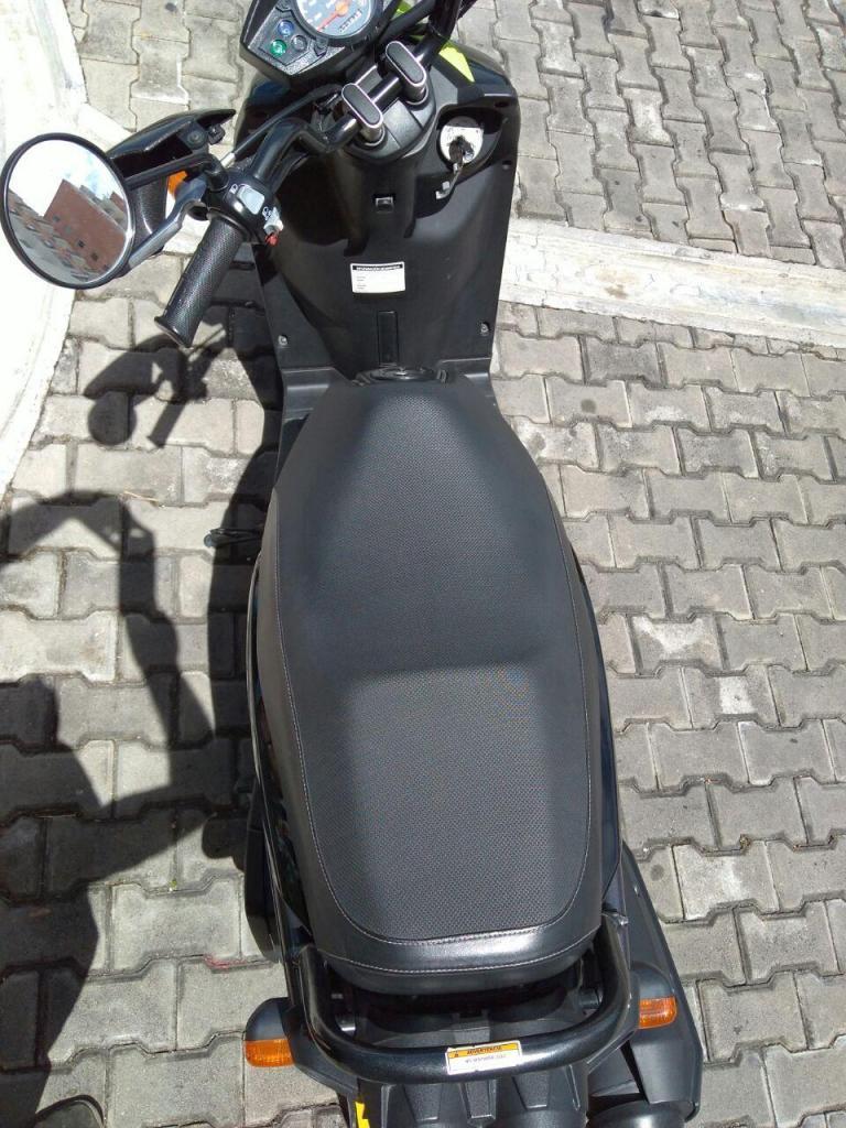 Vendo Moto Bwis Excelente Estado