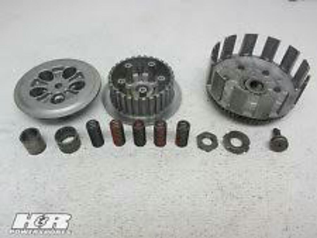 Se Busca Manzana Clutch de Yz 80,85