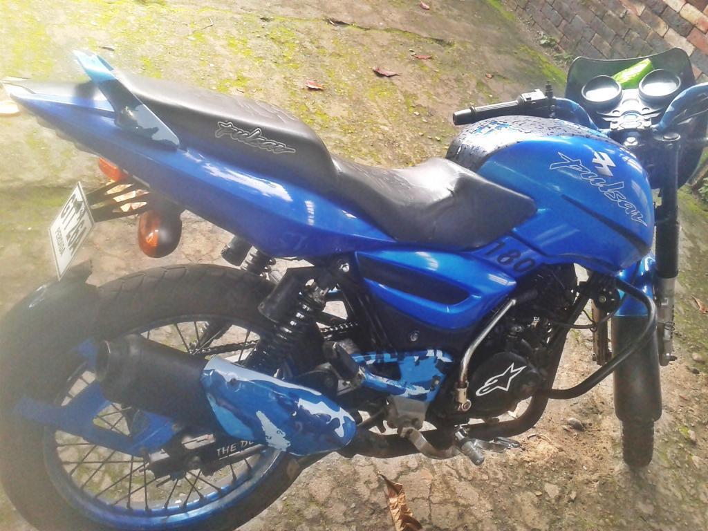 Moto pulsar 180 modelo 2005