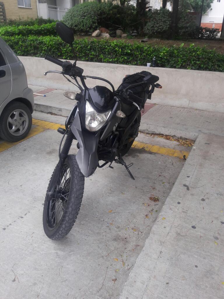 Se Vende Moto Akt Tt 125 Unica Dueña