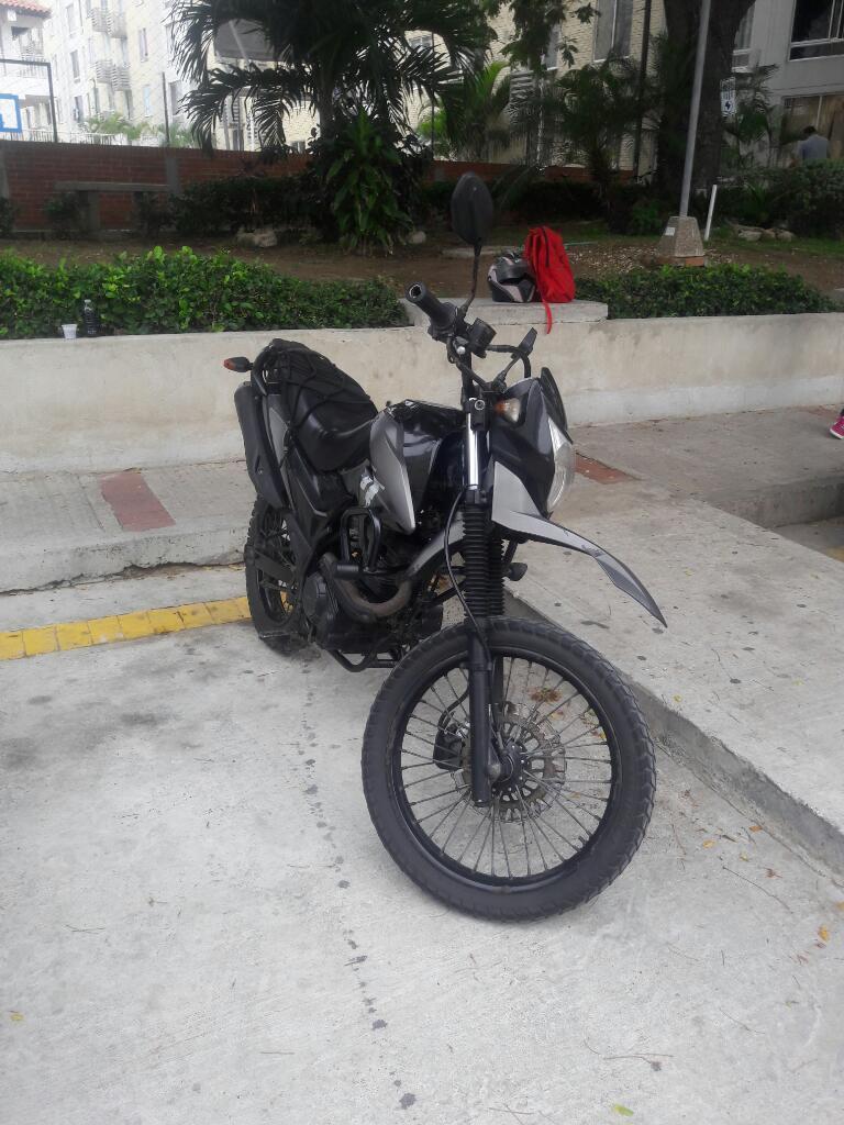 Se Vende Moto Akt Tt 125 Unica Dueña