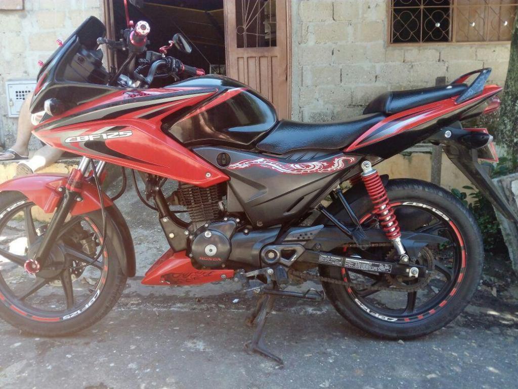 vendo moto cbf 125 modelo 2015