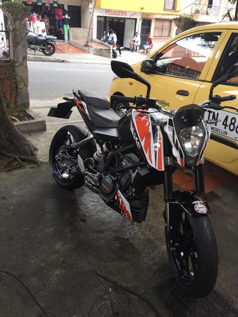 Hermosa Ktm Duke 200 2015