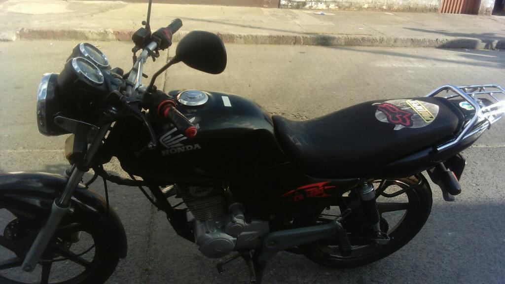 Honda Cb 2011