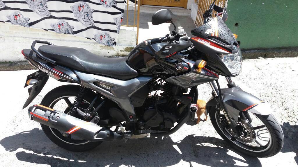 Vendo O Cambio Hermosa Yamaha