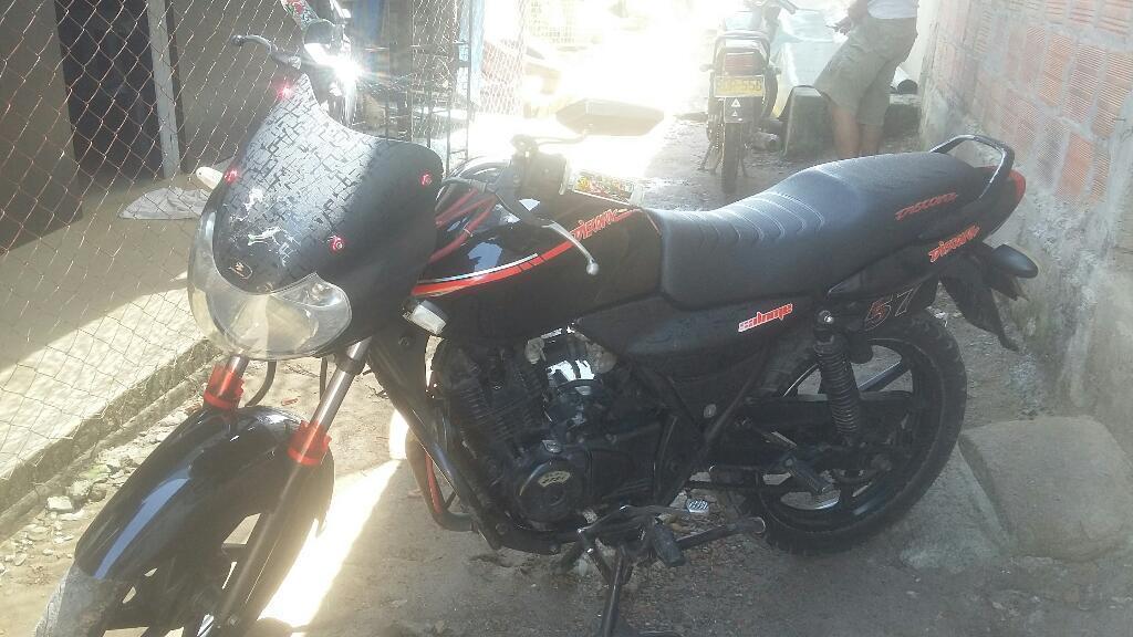 Vendo Moto Discober 135