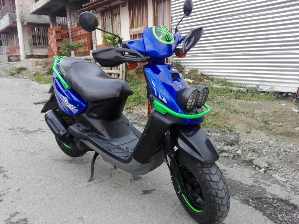 Vendo Moto Bwis 1 , en Excelente Estado