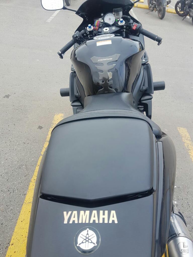 Yamaha R6s