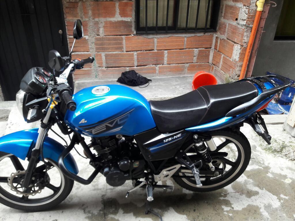 Vendo Akt Evo 125 Modelo 2014