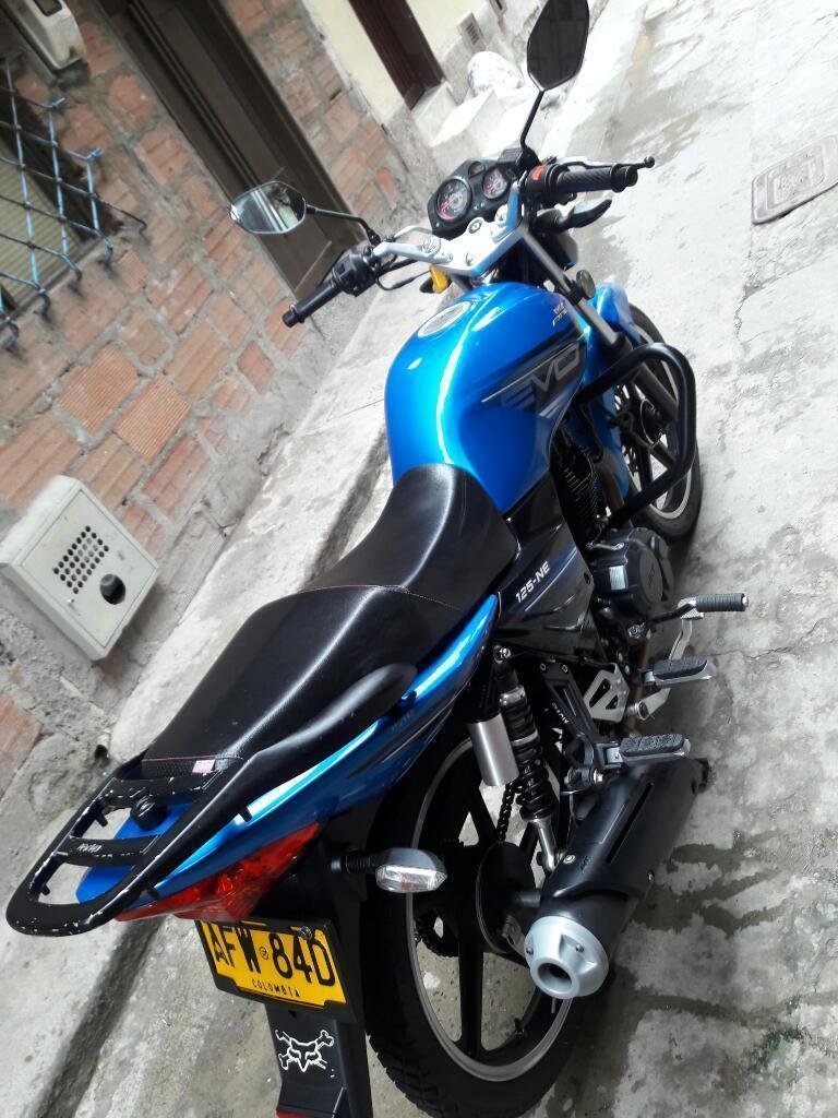 Vendo Akt Evo 125 Modelo 2014