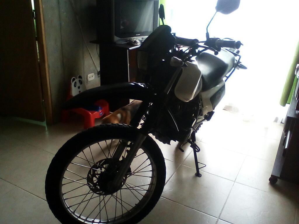 Vendo Moto Aktt 150