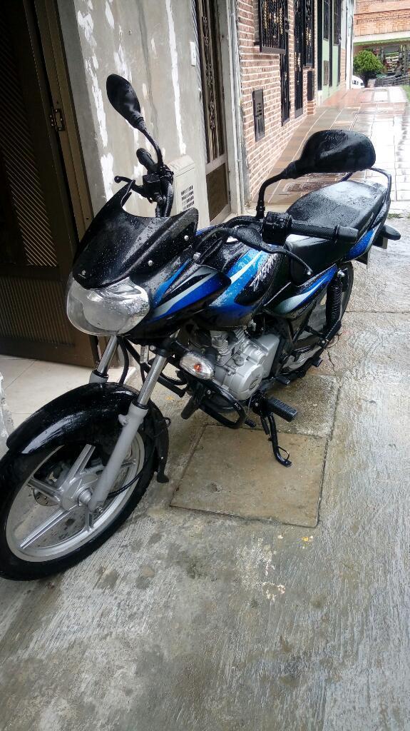 Vendo Moto Discover 125