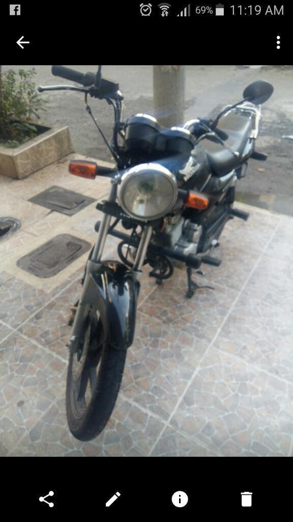 Moto Honda Cb125e