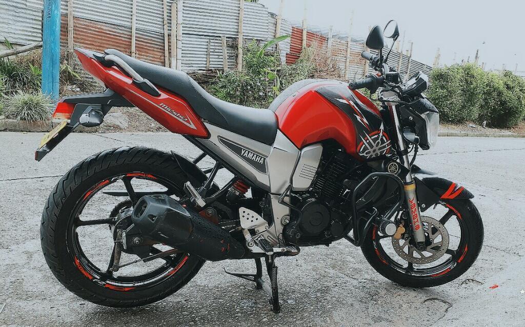 Hermoza Fz Fazer