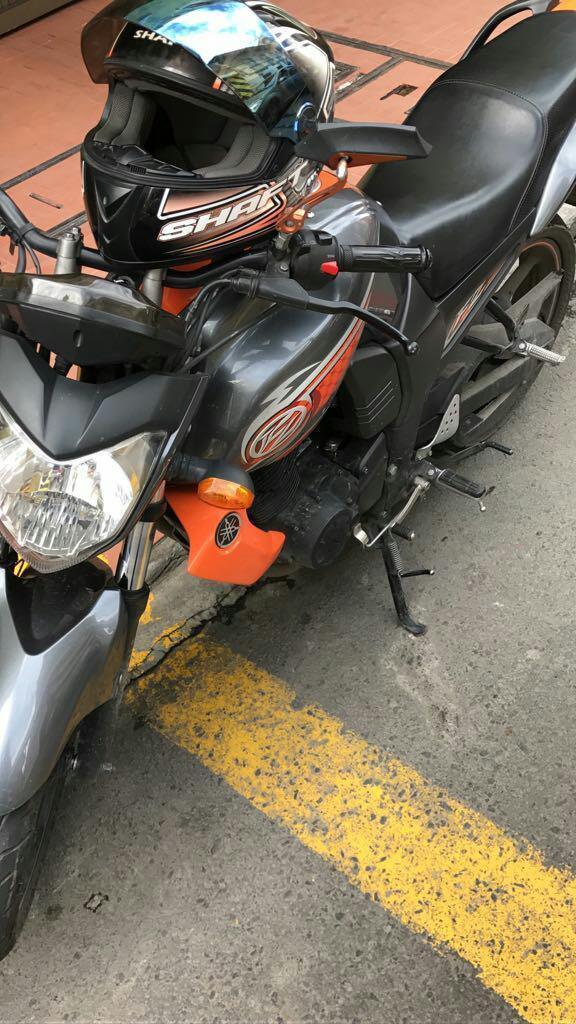 Vendo Moto Yamaha Fz 2015